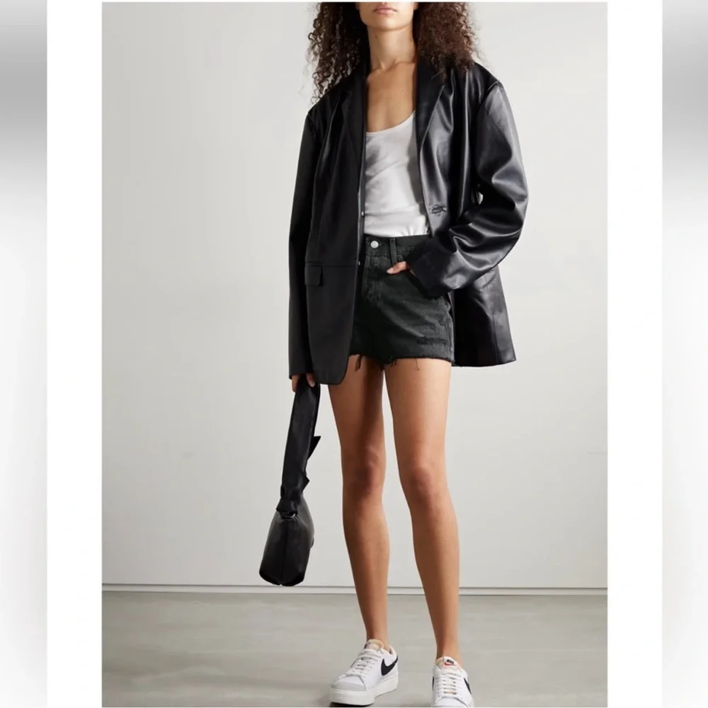 AGOLDE Women's Black Denim Shorts - Picture 10 of 10